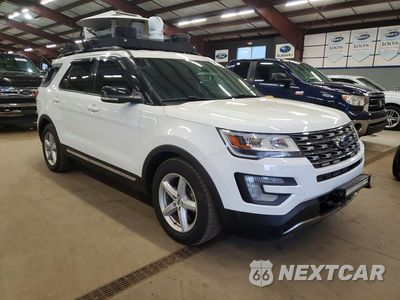 Czwarte zdjęcie samochodu z boku: 2017 FORD EXPLORER XLT VIN:1FM5K8D81HGD46698 - miniatura