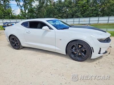 Czwarte zdjęcie samochodu z boku: 2019 CHEVROLET CAMARO LS VIN:1G1FB1RS0K0123937 - miniatura