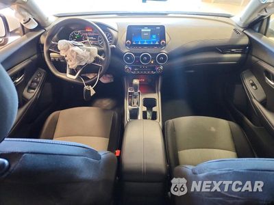 Zdjęcie 8 z 12 samochodu: 2025 NISSAN SENTRA SV VIN:3N1AB8CV2SY233104 - miniatura