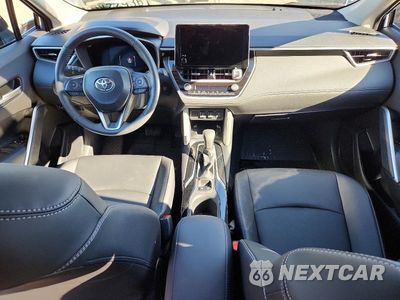 Zdjęcie 8 z 14 samochodu: 2024 TOYOTA COROLLA CROSS XLE VIN:7MUDAABG6RV092875 - miniatura