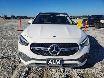 Piąte zdjęcie samochodu w środku: 2022 MERCEDES-BENZ GLA 250 4MATIC VIN:W1N4N4HB7NJ394767 - miniatura