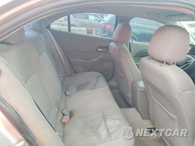 Zdjęcie 10 z 12 samochodu: 2014 CHEVROLET MALIBU LS VIN:1G11A5SL0EF153772 - miniatura