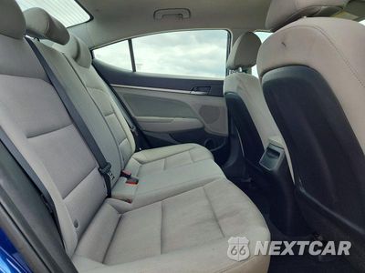 Zdjęcie 10 z 12 samochodu: 2018 HYUNDAI ELANTRA SEL VIN:5NPD84LFXJH227878 - miniatura