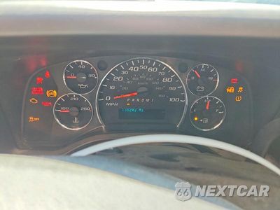 Zdjęcie 9 z 13 samochodu: 2019 CHEVROLET EXPRESS G2500 DELIVERY VAN VIN:1GCWGAFG0K1275476 - miniatura