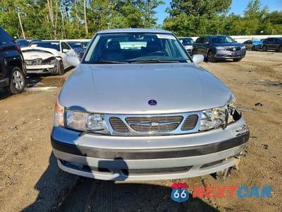Piąte zdjęcie samochodu w środku: 2001 SAAB 9-5 AERO VIN:YS3EH48G013024959 - miniatura