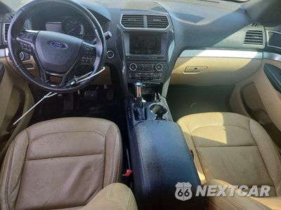 Zdjęcie 8 z 13 samochodu: 2017 FORD EXPLORER XLT VIN:1FM5K7D86HGD96104 - miniatura