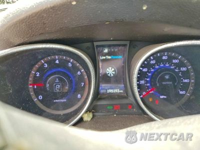 Zdjęcie 9 z 13 samochodu: 2013 HYUNDAI SANTA FE SPORT 2.4L VIN:5XYZU3LB9DG071045 - miniatura