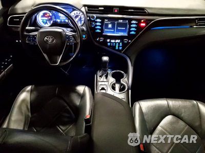 Zdjęcie 8 z 12 samochodu: 2018 TOYOTA CAMRY HYBRID XLE VIN:4T1B21HK1JU502360 - miniatura