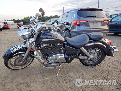 Trzecie zdjęcie samochodu z tyłu: 1998 HONDA VT1100 C3 VIN:1HFSC3901WA001509 - miniatura