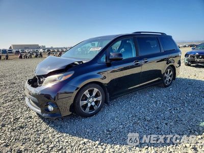 2017 TOYOTA SIENNA SE 5TDXZ3DC5HS777356 - główne zdjęcie licytacji z USA - miniatura