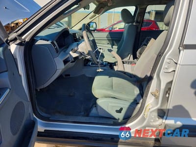 Zdjęcie 7 z 14 samochodu: 2006 JEEP GRAND CHEROKEE LAREDO VIN:1J4GR48K06C353552 - miniatura