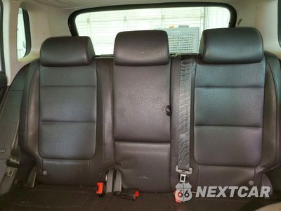 Zdjęcie 10 z 13 samochodu: 2010 VOLKSWAGEN TIGUAN S VIN:WVGAV9AX8AW530295 - miniatura