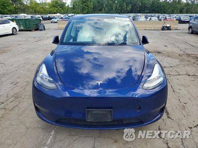 Piąte zdjęcie samochodu w środku: 2021 TESLA MODEL Y VIN:5YJYGDEE7MF187142 - miniatura