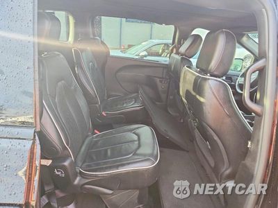 Zdjęcie 11 z 13 samochodu: 2025 CHRYSLER PACIFICA LIMITED VIN:2C4RC1GG7SR560680 - miniatura
