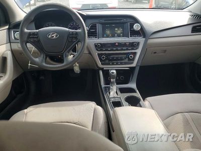 Zdjęcie 8 z 12 samochodu: 2016 HYUNDAI SONATA SE VIN:5NPE24AF8GH301669 - miniatura