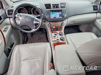 Zdjęcie 8 z 12 samochodu: 2011 TOYOTA HIGHLANDER LIMITED VIN:5TDDK3EH8BS085018 - miniatura