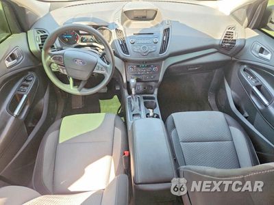 Zdjęcie 8 z 13 samochodu: 2017 FORD ESCAPE SE VIN:1FMCU9GD2HUC75903 - miniatura