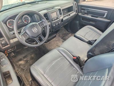 Zdjęcie 8 z 12 samochodu: 2023 RAM 1500 CLASSIC TRADESMAN VIN:3C6JR6DT1PG594404 - miniatura