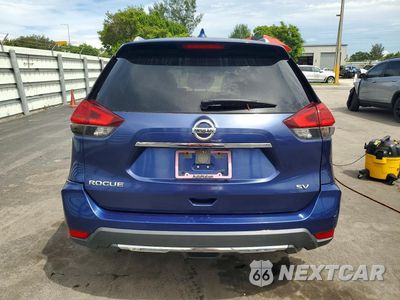Zdjęcie 6 z 13 samochodu: 2017 NISSAN ROGUE SV VIN:JN8AT2MT9HW154165 - miniatura