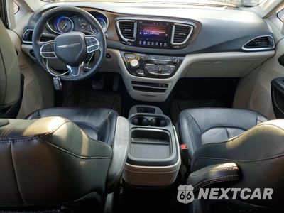 Zdjęcie 8 z 13 samochodu: 2017 CHRYSLER PACIFICA TOURING L VIN:2C4RC1BG6HR599048 - miniatura