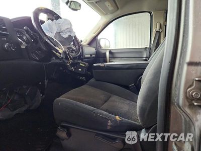 Zdjęcie 7 z 12 samochodu: 2008 CHEVROLET SILVERADO K1500 VIN:3GCEK13C28G126282 - miniatura