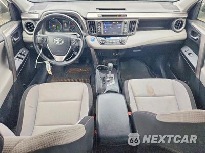 Zdjęcie 8 z 13 samochodu: 2018 TOYOTA RAV4 HYBRID XLE VIN:JTMRJREV7JD212983 - miniatura