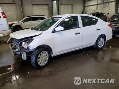 2019 NISSAN VERSA S 3N1CN7AP5KL827617 - główne zdjęcie licytacji z USA - miniatura