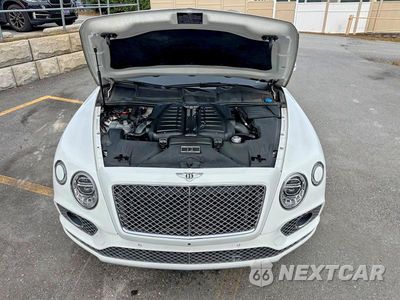 Piąte zdjęcie samochodu w środku: 2017 BENTLEY BENTAYGA VIN:SJAAC2ZV0HC015180 - miniatura