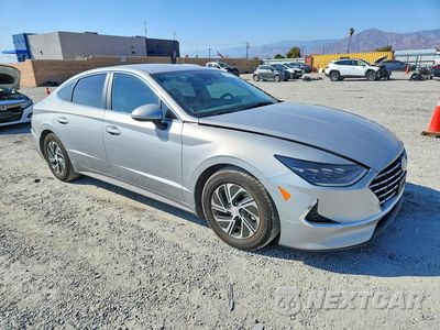 Czwarte zdjęcie samochodu z boku: 2023 HYUNDAI SONATA HYBRID BLUE VIN:KMHL24JJ7PA061934 - miniatura