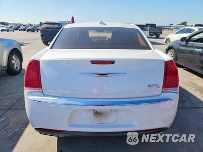 Zdjęcie 6 z 12 samochodu: 2016 CHRYSLER 300C VIN:2C3CCAEG5GH334177 - miniatura