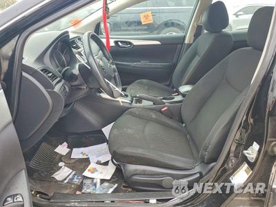 Zdjęcie 7 z 12 samochodu: 2019 NISSAN SENTRA S VIN:3N1AB7AP7KY257445 - miniatura