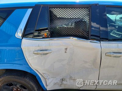 Zdjęcie 11 z 13 samochodu: 2022 CHEVROLET TAHOE C1500 VIN:1GNSCLED1NR261824 - miniatura