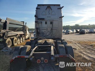 Zdjęcie 6 z 14 samochodu: 2016 FREIGHTLINER CASCADIA 125 SEMI TRUCK VIN:3AKGGLD55GSGC5080 - miniatura