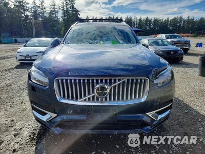 Piąte zdjęcie samochodu w środku: 2025 VOLVO XC90 PLUS VIN:YV4H60PE2S1322930 - miniatura