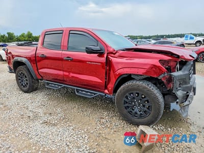 Czwarte zdjęcie samochodu z boku: 2026 CHEVROLET COLORADO TRAIL BOSS VIN:1GCPTEEK3T1142984 - miniatura