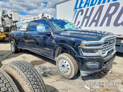 Czwarte zdjęcie samochodu z boku: 2025 RAM 3500 LIMITED VIN:3C63RRRL7SG574668 - miniatura
