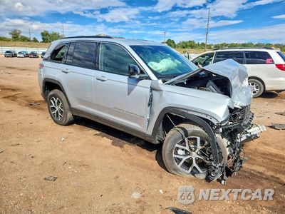Czwarte zdjęcie samochodu z boku: 2025 JEEP GRAND CHEROKEE LIMITED VIN:1C4RJHBG5SC346785 - miniatura