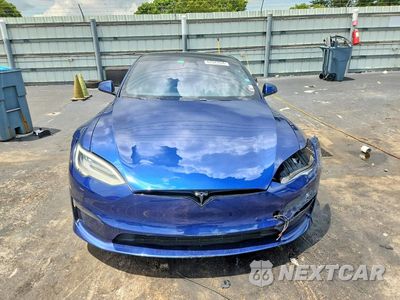 Piąte zdjęcie samochodu w środku: 2021 TESLA MODEL S VIN:5YJSA1E54MF437068 - miniatura