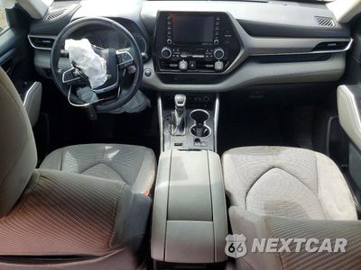 Zdjęcie 8 z 13 samochodu: 2020 TOYOTA HIGHLANDER LE VIN:5TDZZRAH7LS510305 - miniatura
