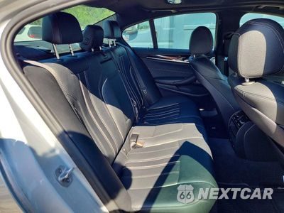 Zdjęcie 10 z 12 samochodu: 2018 BMW 530 I VIN:WBAJA5C54JG898839 - miniatura
