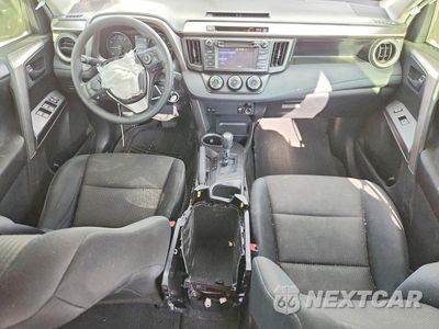 Zdjęcie 8 z 13 samochodu: 2018 TOYOTA RAV4 LE VIN:JTMZFREV5JJ210278 - miniatura