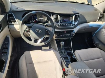 Zdjęcie 8 z 13 samochodu: 2018 HYUNDAI TUCSON SE VIN:KM8J2CA42JU606200 - miniatura