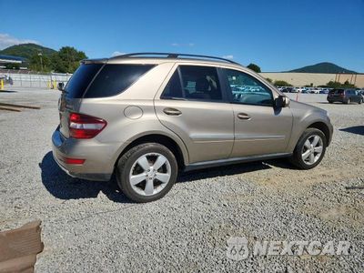 Trzecie zdjęcie samochodu z tyłu: 2009 MERCEDES-BENZ ML 350 VIN:4JGBB86E99A469613 - miniatura