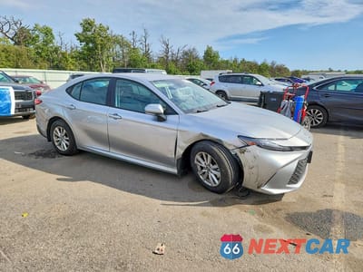 Czwarte zdjęcie samochodu z boku: 2026 TOYOTA CAMRY LE VIN:4T1DBADK6TU558960 - miniatura