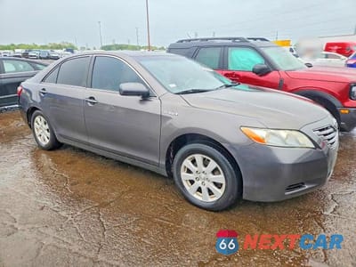 Czwarte zdjęcie samochodu z boku: 2007 TOYOTA CAMRY HYBRID VIN:JTNBB46K873000741 - miniatura
