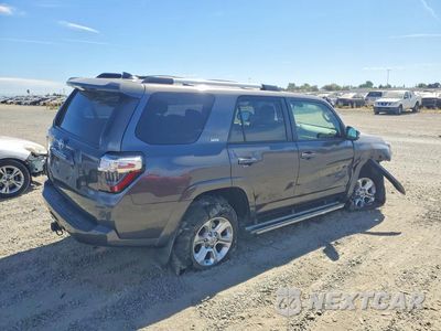Trzecie zdjęcie samochodu z tyłu: 2020 TOYOTA 4RUNNER SR5 PREMIUM VIN:JTEBU5JRXL5792426 - miniatura