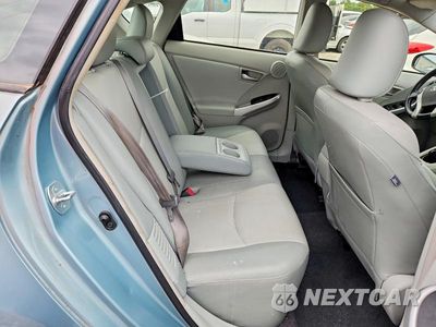 Zdjęcie 10 z 12 samochodu: 2014 TOYOTA PRIUS FOUR VIN:JTDKN3DU3E1861764 - miniatura