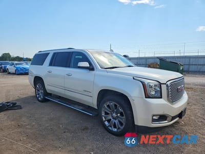 Piąte zdjęcie samochodu w środku: 2015 GMC YUKON XL DENALI VIN:1GKS2JKJ8FR663131 - miniatura