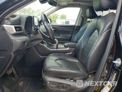 Zdjęcie 7 z 14 samochodu: 2021 TOYOTA HIGHLANDER XLE VIN:5TDGZRAH3MS516563 - miniatura