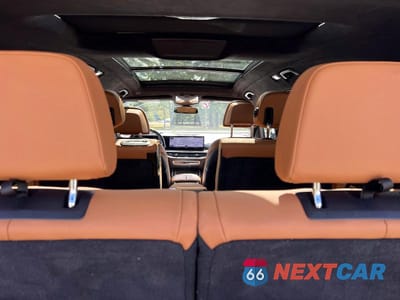Zdjęcie 9 z 10 samochodu: 2023 BMW X7 XDRIVE40I VIN:5UX23EM0XP9R61216 - miniatura